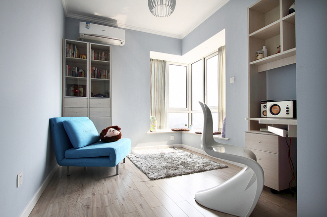 武汉老园艺师只因老伴喜爱花儿,果断把卧室窗台巧变花园式榻榻米!