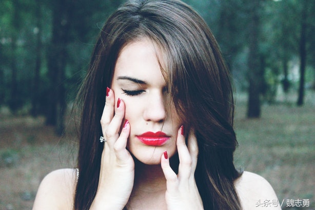 心理问题与精神疾病的关系是什么,精神心理疾病有哪些症状和表现