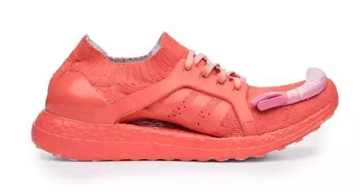 阿迪达斯为美国各州设计了运动鞋，爱荷华州看了想打人最喜欢阿拉斯加，接受纽约加州反驳