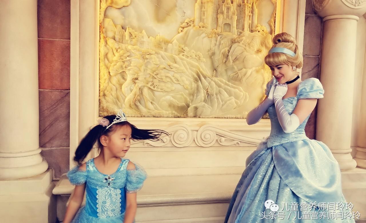 下雨天去迪士尼玩有影响吗,下雨天的迪士尼巡游