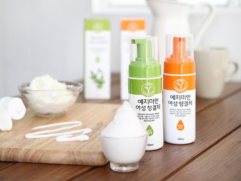 月经刚完几天有异味是怎么回事,月经刚完有点异味和灼热感