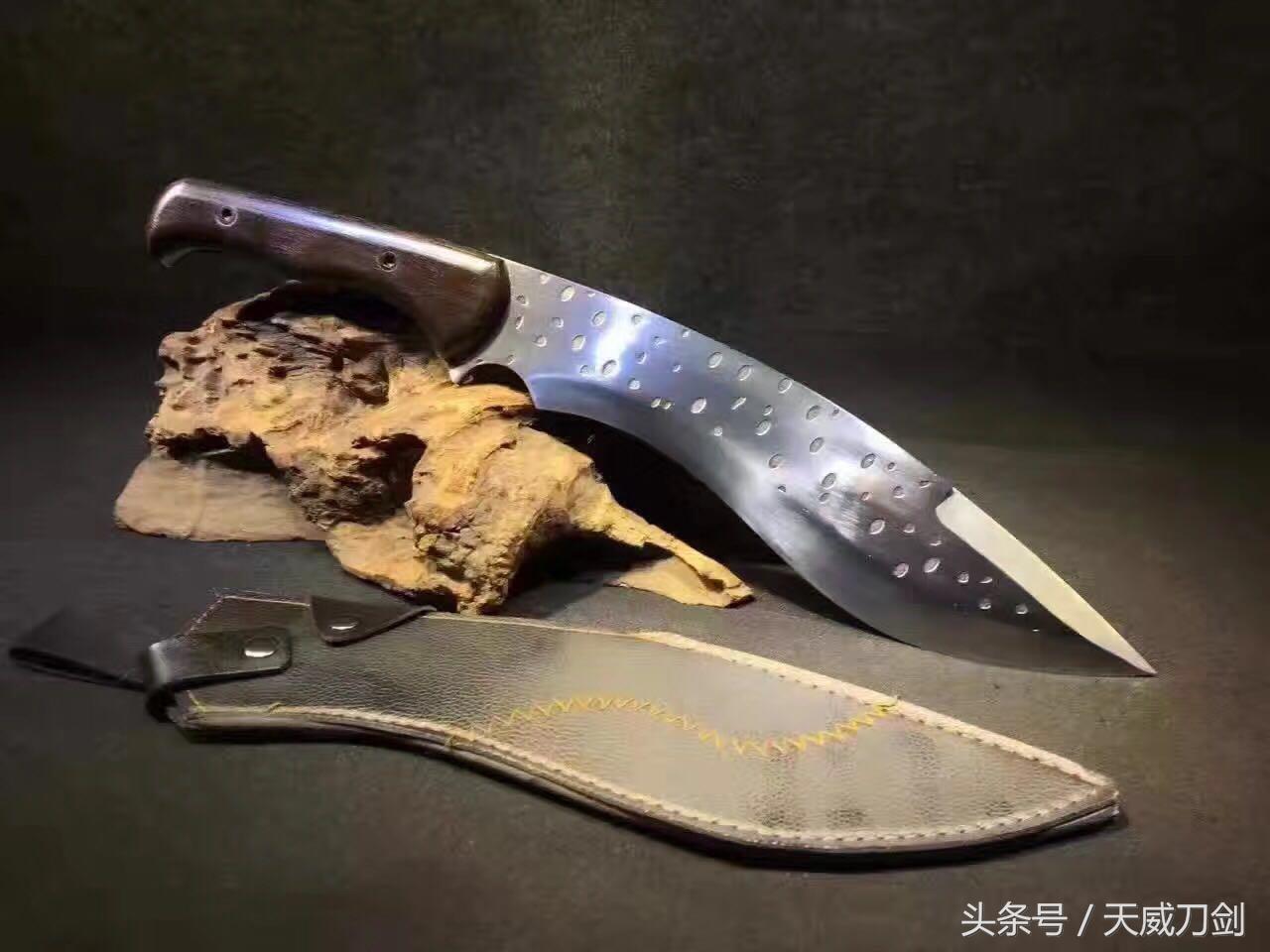 高档日本刀刀鞘用什么材质,现代刀鞘材质