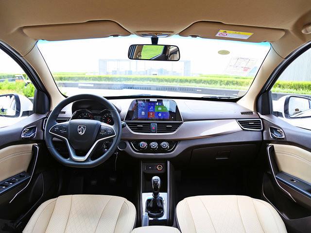 15万买车suv不用纠结就选这几款,15万以下买不到好的suv不接受反驳