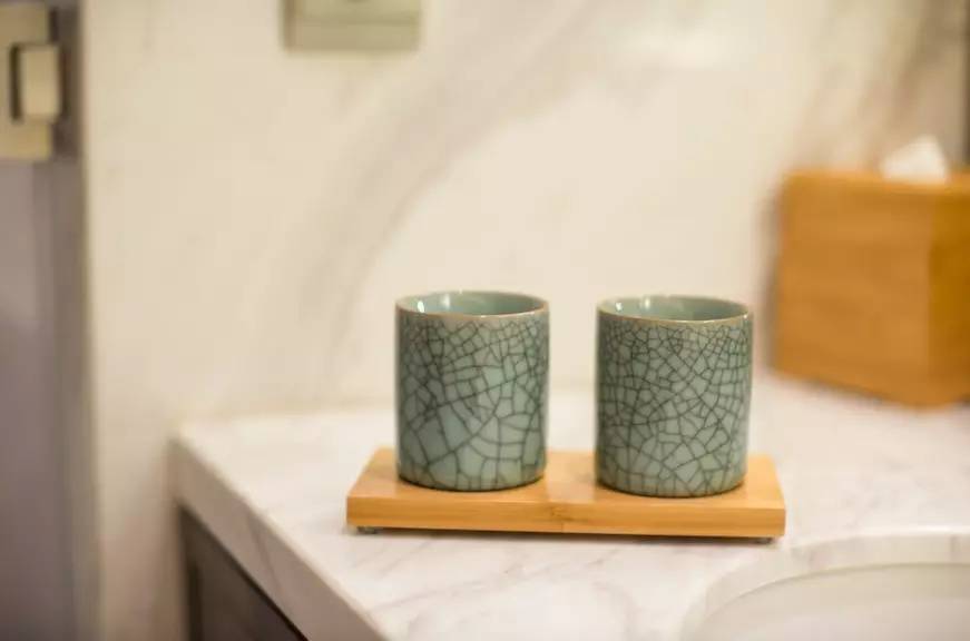 一天吃四五顿饭不长肉才怪,一天吃四顿不胖都不行