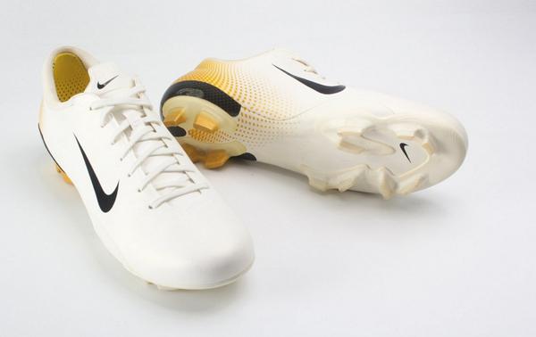耐克足球鞋41彪马,耐克十大最好的鞋足球鞋