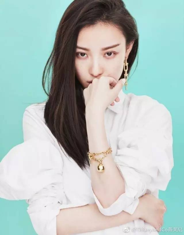 刘雯倪妮穿衣搭配图,杨幂刘雯谁最漂亮