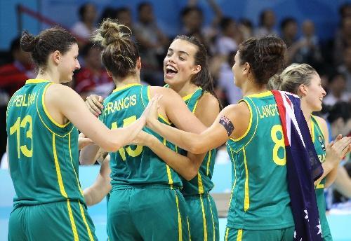 中国女篮以76:74绝杀澳大利亚女篮,28年前中国女篮战胜澳大利亚回顾