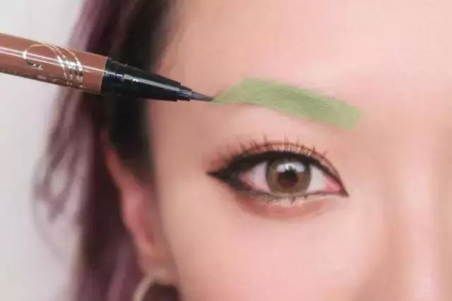 怎么画眉毛初学者自然减龄,眉毛画的好看