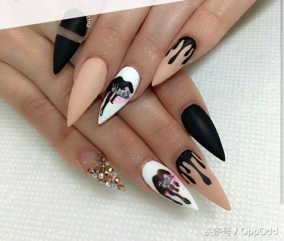 适合夏季的最新款美甲,超好看的夏季美甲