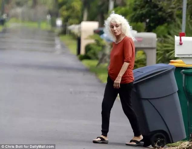 男子买彩票中了12个亿结果悲剧了,买彩票1个多月后才发现中了1514万