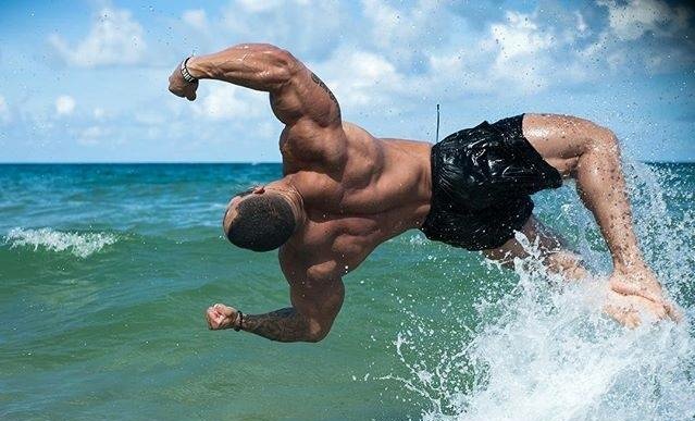 背部训练怎么让背部发力感更好,最有效的一个下背部训练动作