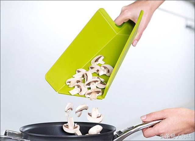 吸猫的时候猫哼唧哼唧的,吸猫啦视频完整版