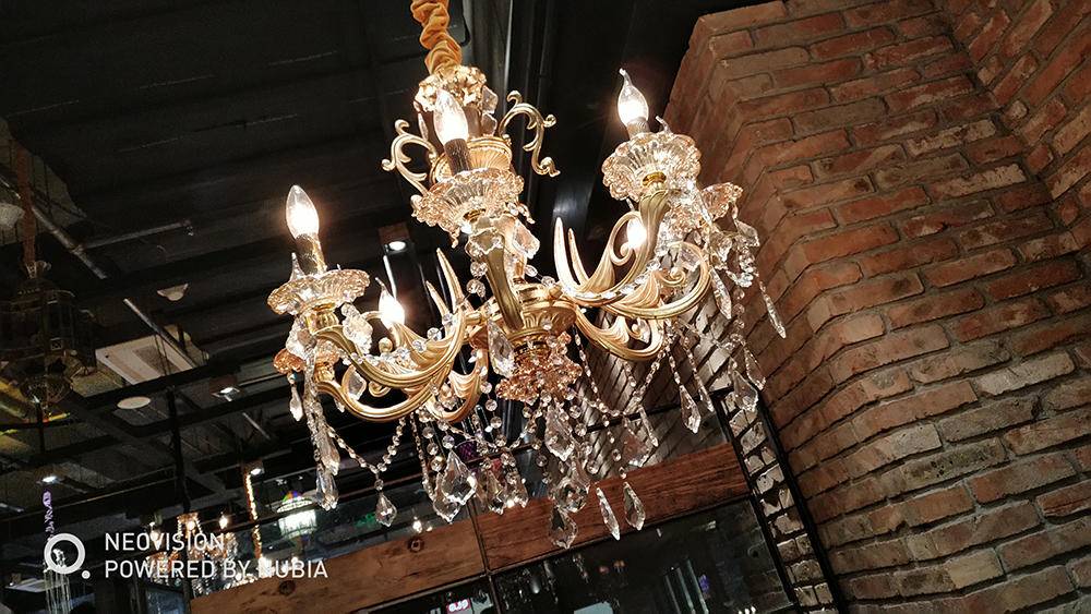 无边框努比亚z17,努比亚z17无边框是全网通吗