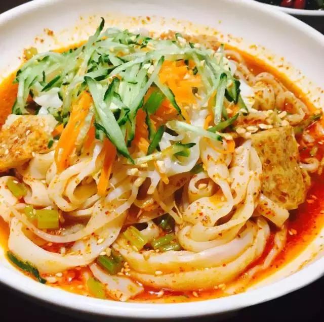 这是一条凶残的推送！8家“食肉兽”必吃的店！一口入魂···