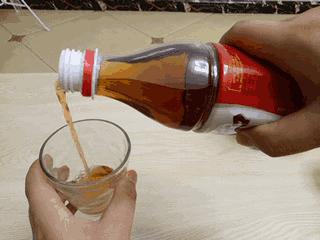 史上最走肾饮料测评！炸裂了膀胱，粉碎了味蕾