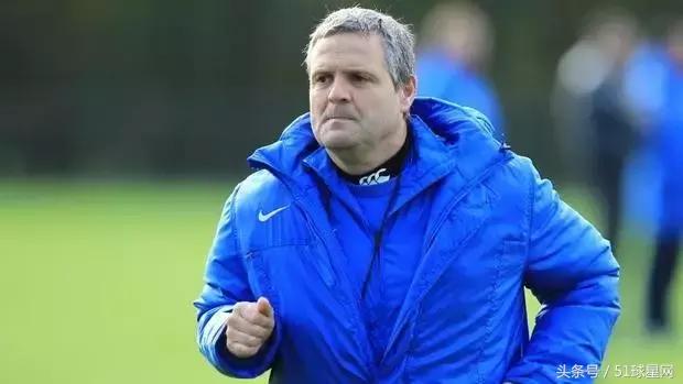 巴萨青训一线队,巴萨青训体系培养方法