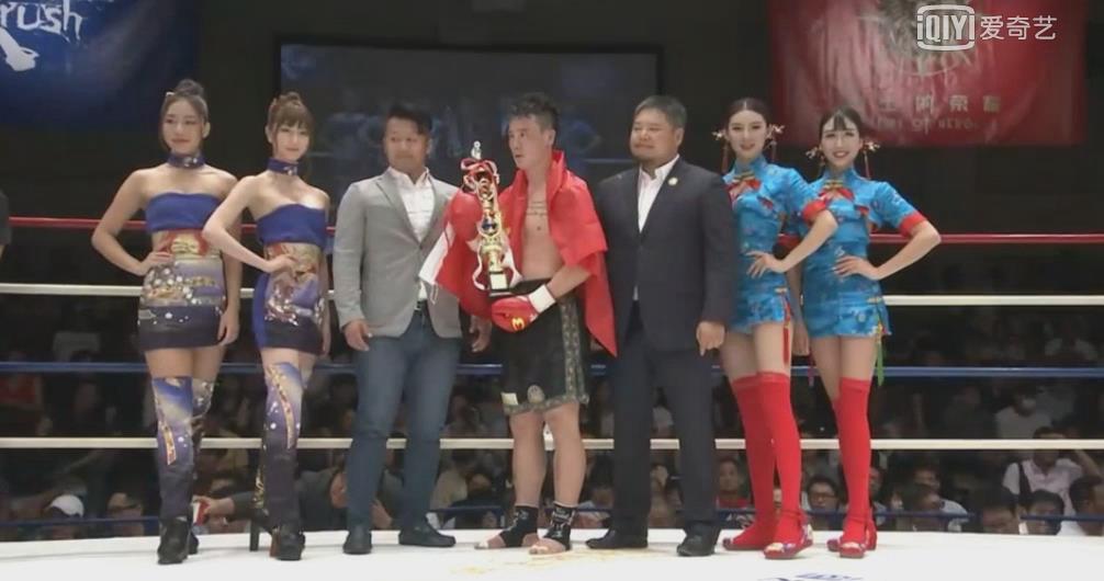 泰拳小侯爷邓泽奇大战勒德斯拉,泰拳小侯爷邓泽奇最血腥的比赛