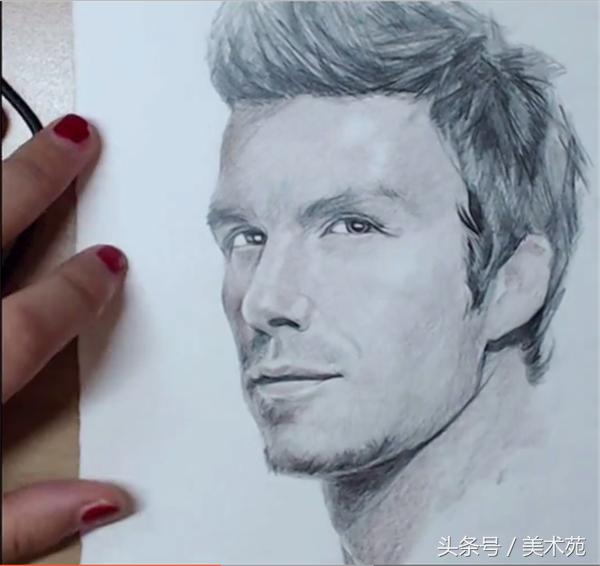怎么画贝克汉姆,彩铅画教程简单初学者向日葵