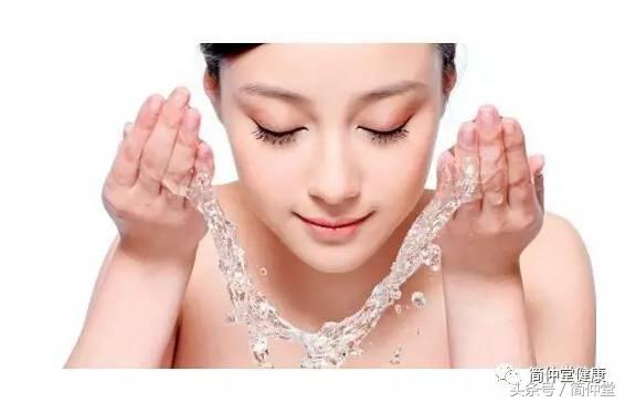 怎样控制脸上的油,脸上大油田怎样调理