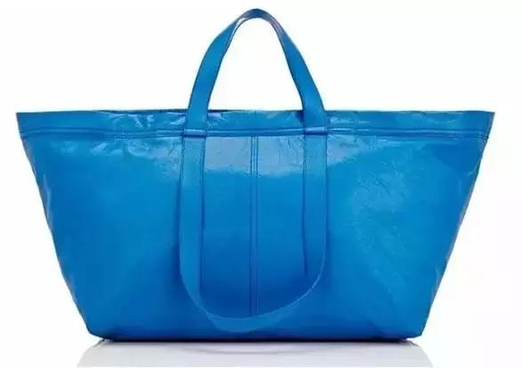 你小时候穿的塑料鞋，现在卖4000一双！快看家里还有没有……