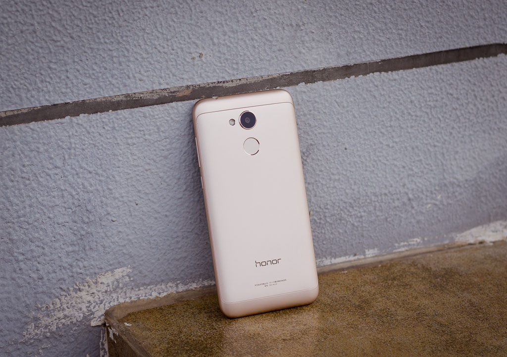 千元机测评荣耀畅玩20,荣耀畅玩6a评价