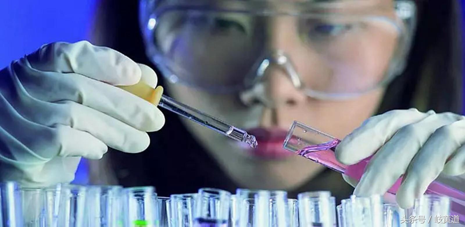 熊孩子被人打一巴掌,熊孩子被爸爸打几耳光