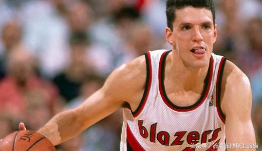 愿天堂也有篮球下一句,愿天堂也有篮球相伴