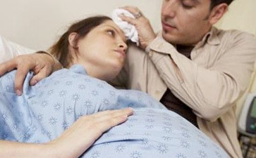 假宫缩频繁一定会早产吗,孕晚期促进宫缩会不会引起早产