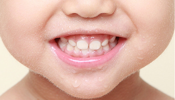 儿童牙膏和牙刷怎么选择,宝宝牙刷该如何选择呢