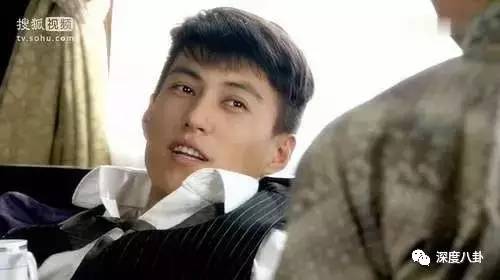 贺涵事业全面开挂，而真实的靳东又有什么样的故事？