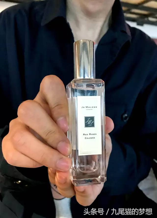 渣男味、发廊味、女老师洗澡后的味道,直男在香水面前简直疯了
