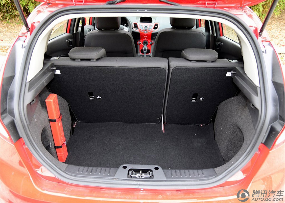 11款嘉年华两厢1.5手动,福特嘉年华1.5l两厢油耗