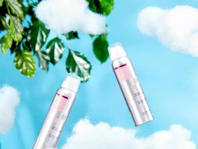 夏日必备玻尿酸喷雾滋润,玻尿酸胶原保湿喷雾