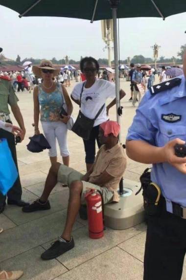 「陪你看新闻」有多热？黑人被晒黑直呼要回非洲避暑！