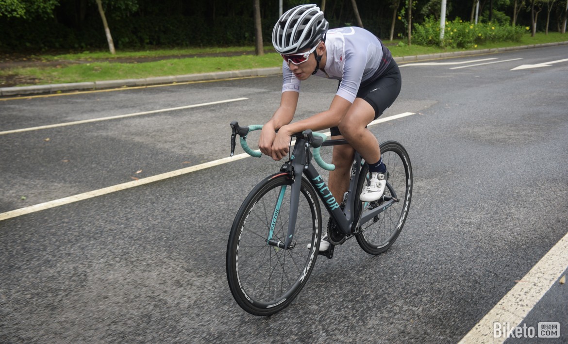 新款factorone公路车,英国elemental跑车