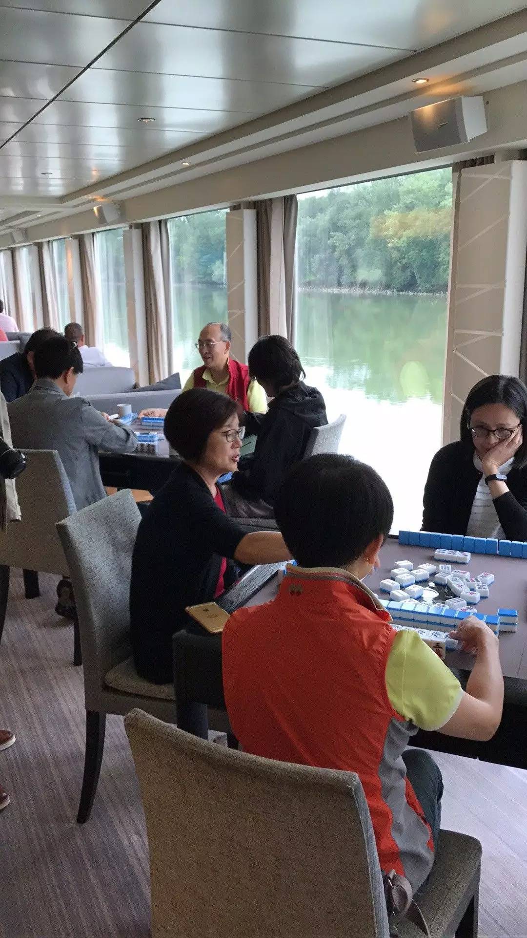 生活在妙不可言的等待中,我生活在妙不可言的等待中