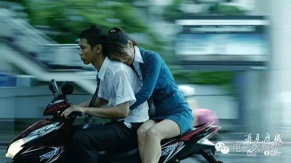 双影后来得太快就像龙卷风，冰冰爽约采访又拒了庆功宴……