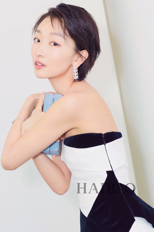 眼妆教程日常化妆眼尾有点往上翘,眼妆教程日常化妆显大不贴睫毛