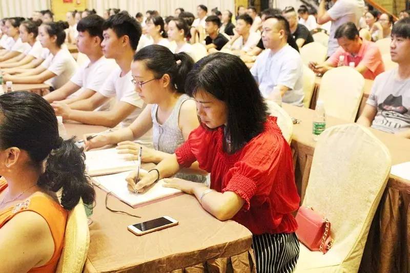 《魅力中国城》誓师大会——为了大湘西,我们拼了!