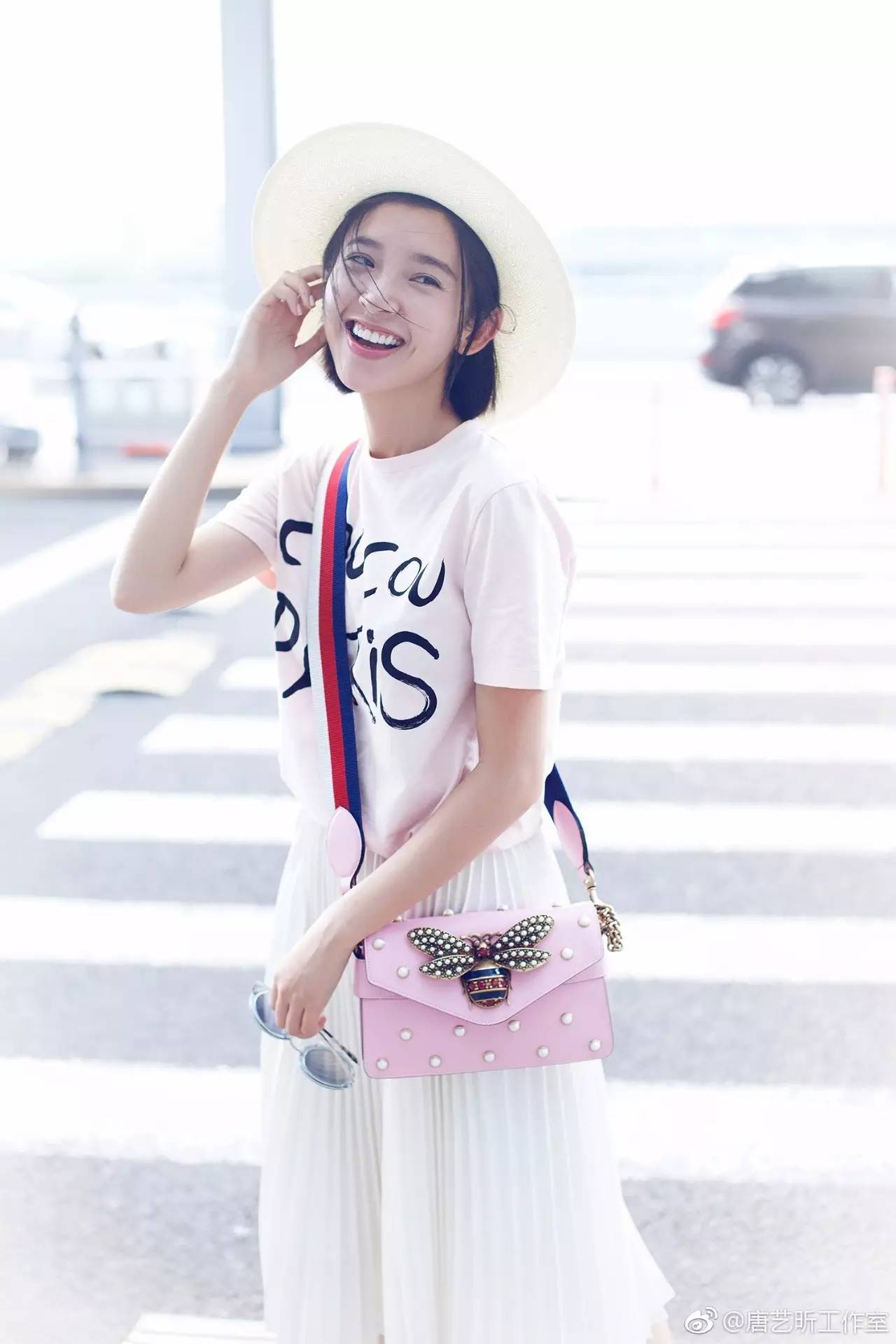 张若昀唐艺昕恋情怎么开始的,张若昀唐艺昕恋爱全过程