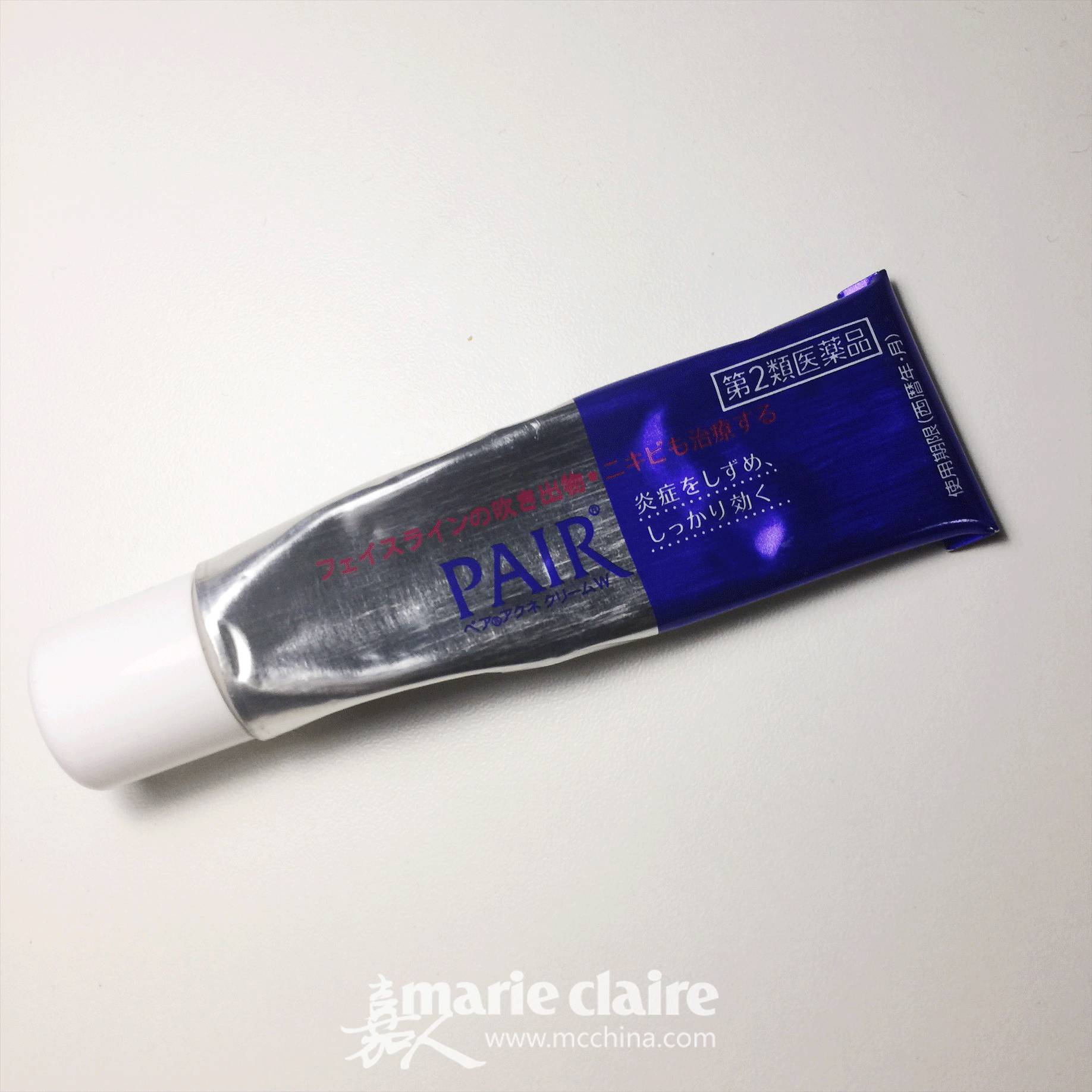 化妆台上的护肤品都是安全有效的,化妆台上必备的10件神器