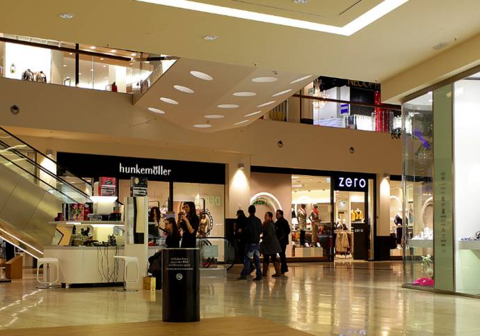 星球购物中心店,施华洛世奇在哪个国家买最便宜