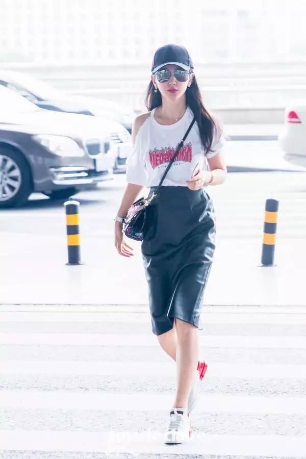 大幂幂的几款高级感穿搭分享,大幂幂的漂亮穿搭