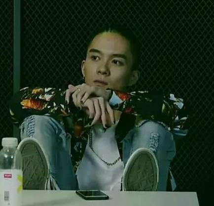 一秒get有效化妆是什么,男士面部整形最佳方案