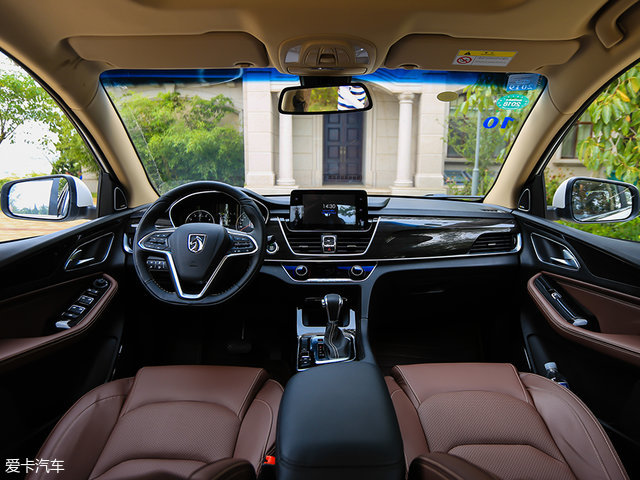 宝骏5602015手动舒适型驾驶体验,宝骏560驾驶功能键视频讲解