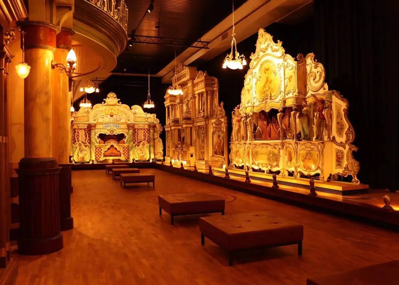 坐火车游欧洲视频,坐着火车游英国