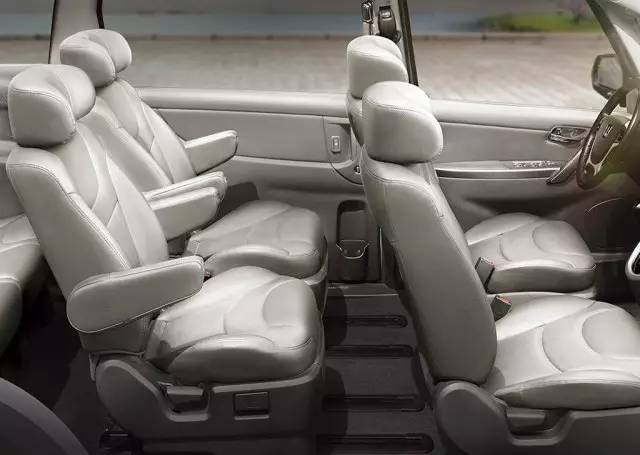 纳智捷大7mpv后面没有暖风空调,纳智捷大7mpv值得买吗