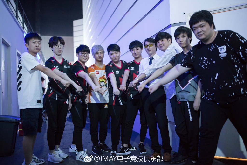 【和2017赛季说再见】愁云惨雾——IM