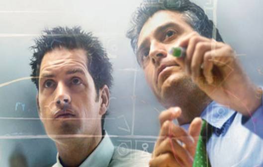 硬件工程师和软件工程师比较,电子硬件和电子软件工程师哪个好