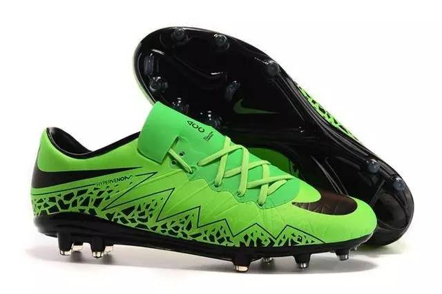 niketempo系列足球鞋,关于球鞋